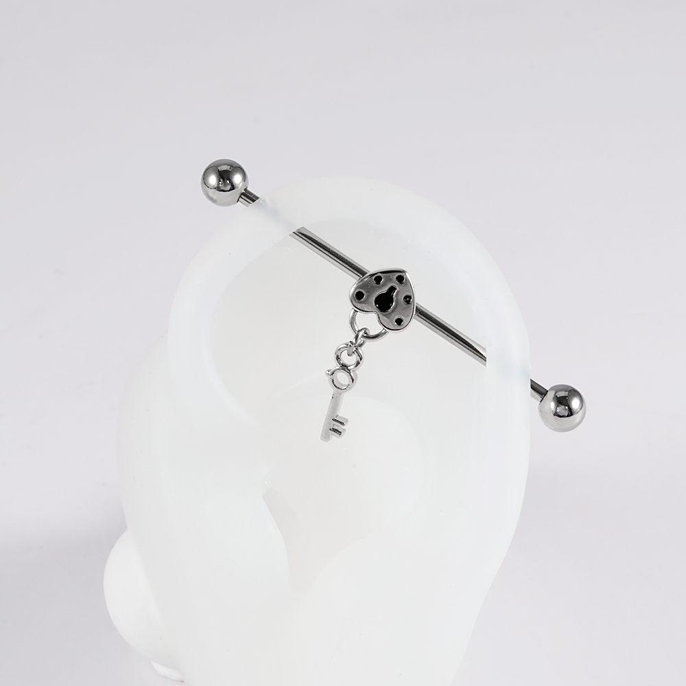1/2個入り CZハートロック＆キー型イヤリング、工業用バー - Body Jewelry Industrial のレビューと価格