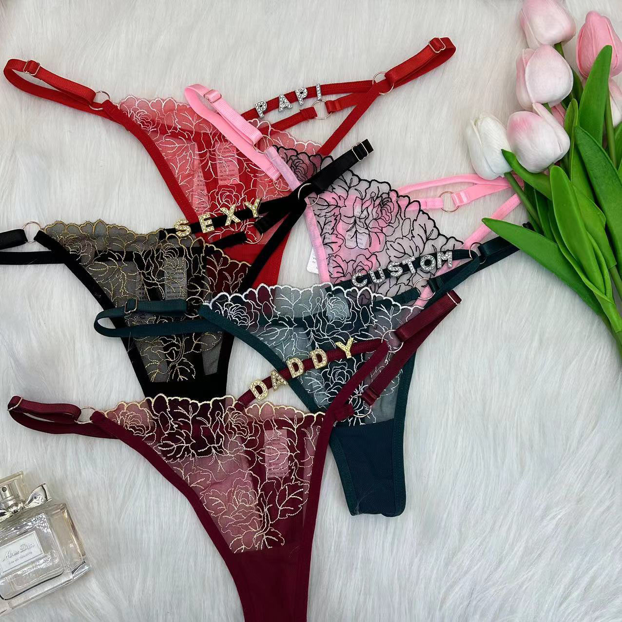 女性のためのセクシーなパーソナライズされた名前のひも,クリス - Body Jewelry Names のレビューと価格